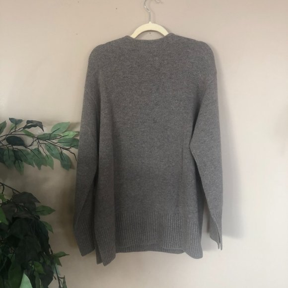 Oversized Wool-blend Bell Sleeve Sweater - Picture 2 of 5